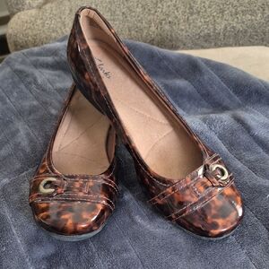 Clarks Collection Propose Spire Tortoiseshell Flats 8.5